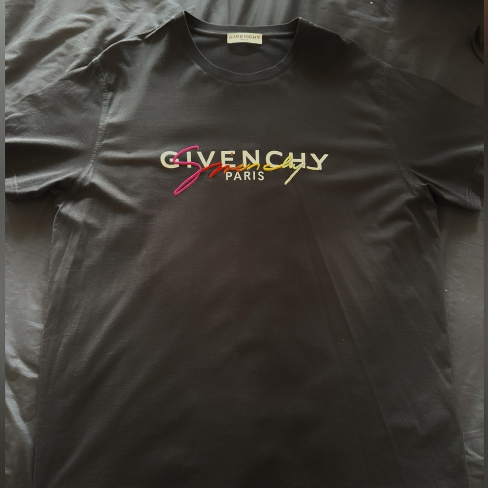 Givenchy T-shirt